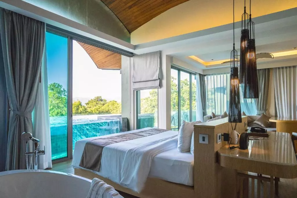 Crest Resort & Pool Villas-1 Crest Resort & Pool Villas-1